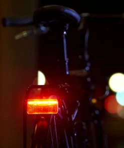 B&M Busch & Müller - Toplight Line - Feu Arrière Pour Vélos électriques - 323/5AL0211 - 323/8AL0211 7 B&M Busch & Müller - Toplight Line - Feu Arrière Pour Vélos électriques - 323/5AL0211 - 323/8AL0211 -Velos Electriques Boutique busch muller toplight line feu arriere pour velos electriques 1423 001yPa1mGI9IEbn9 3840x2160