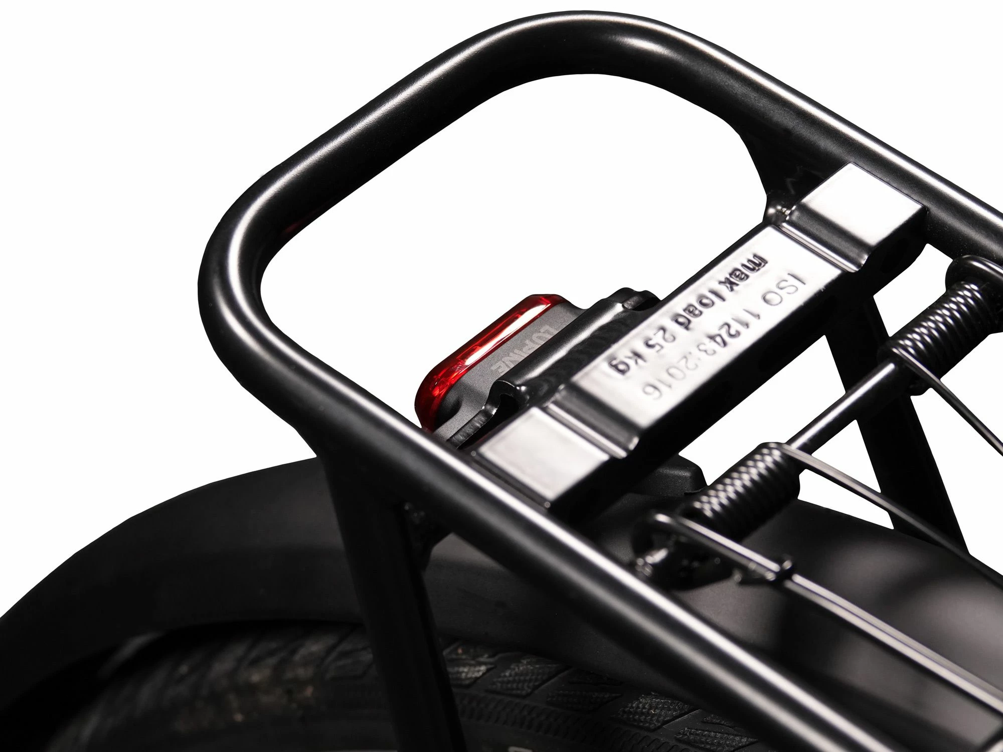 Lupine - Feu Arrière C14 G Pour Vélo électrique (montage Sur Porte-bagages Arrière) 5 Lupine - Feu Arrière C14 G Pour Vélo électrique (montage Sur Porte-bagages Arrière) – Image 3