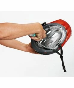 Motorex - Helmet Care Spray - Mousse Nettoyante Pour Casque Vélo -Velos Electriques Boutique motorex helmet care spray mousse casque velo detail 1 3840x2160