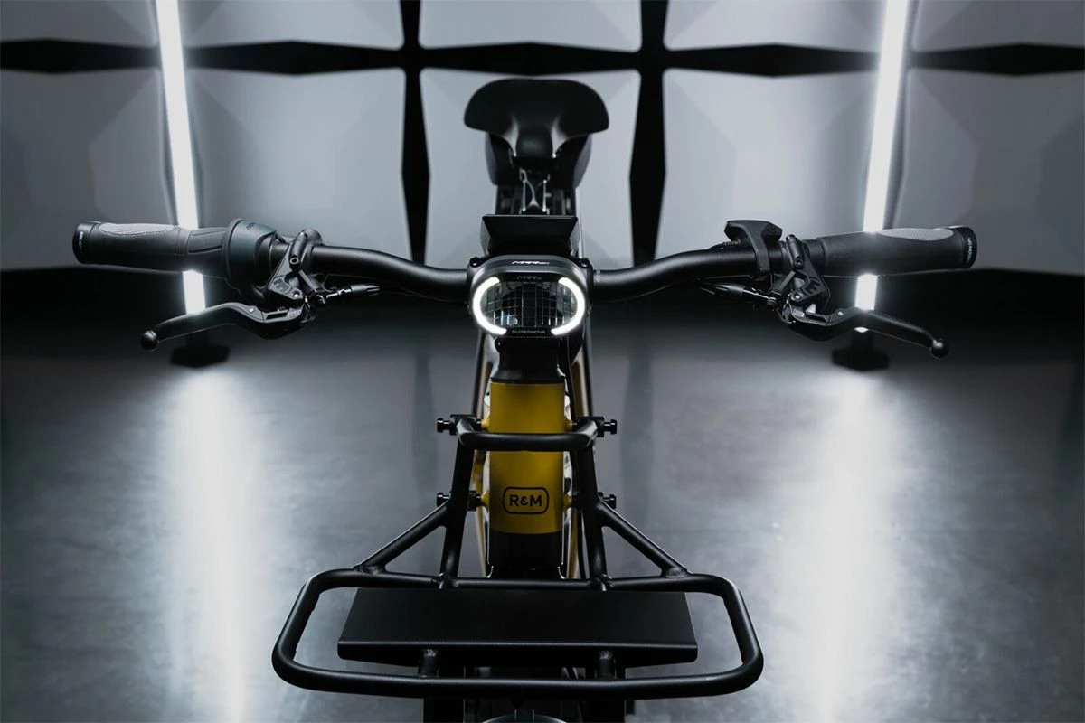 Supernova - Phare M99 PRO 2 E-45 6 Supernova - Phare M99 PRO 2 E-45 – Image 5