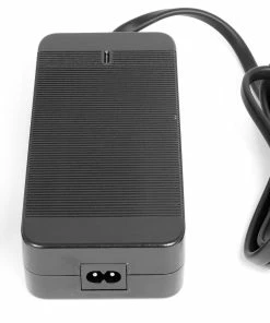 Yamaha EBike - Chargeur Pour Batterie Intube 630 Wh -Velos Electriques Boutique yamaha chargeur batterie 630 wh 2 3840x2160 scaled